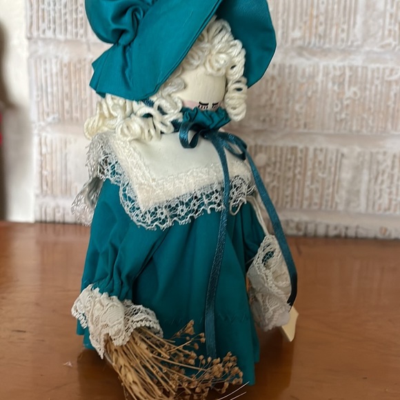 Set of three, little dolls, handmade from gourds, fragile, 8” - Picture 5 of 7